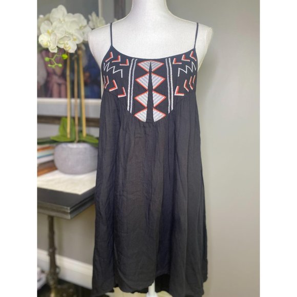 BB Dakota Kase Black Embroidered High-Low Dress XS - Picture 7 of 10
